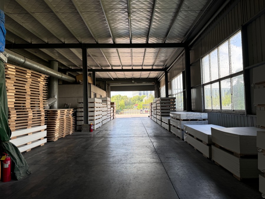 The Advantages of Modern Design Waterproof PVC Wall Panel(图2)